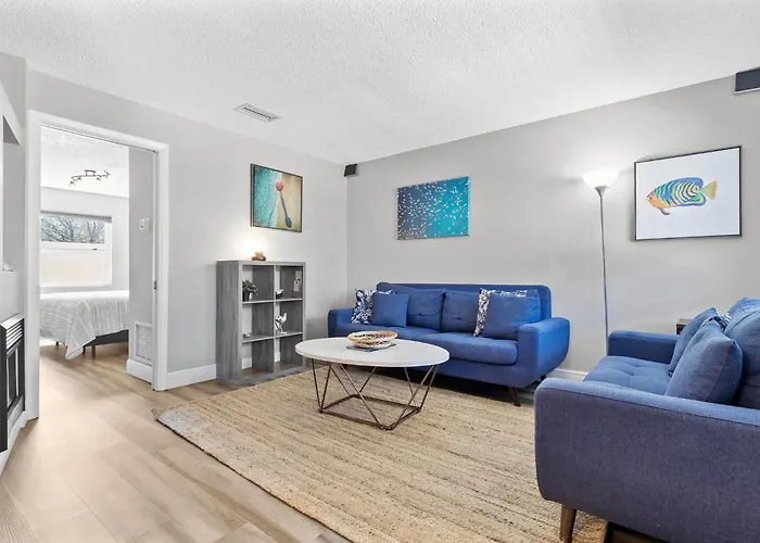 Apartment Spanish 52 - Damage Free & Across The Street From White Beaches Of Indian Rocks Beach!
